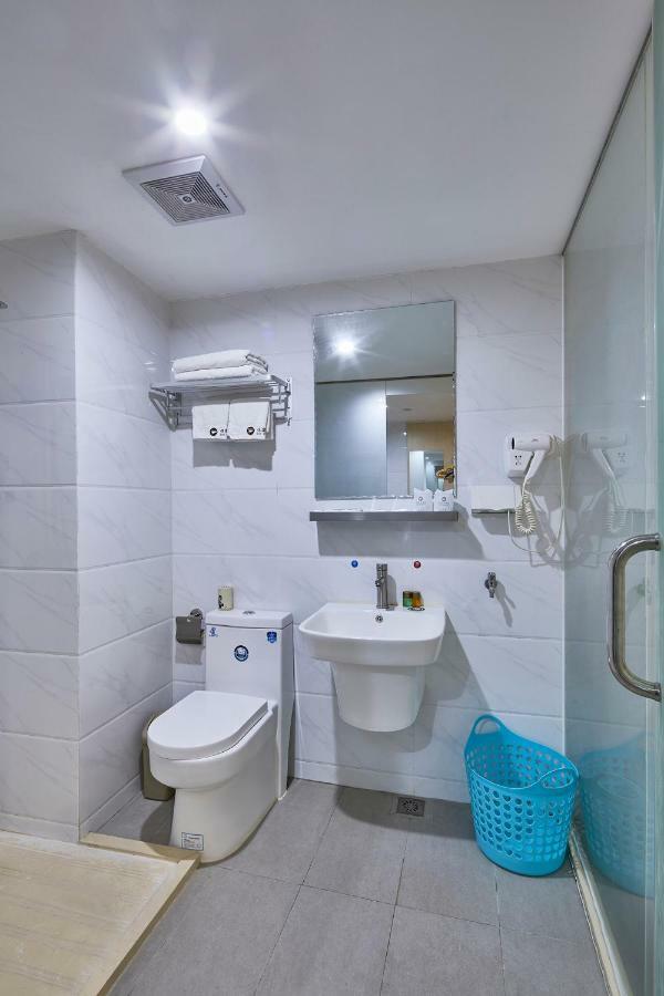 Insail Hotels Airport Road Kanton Exterior foto